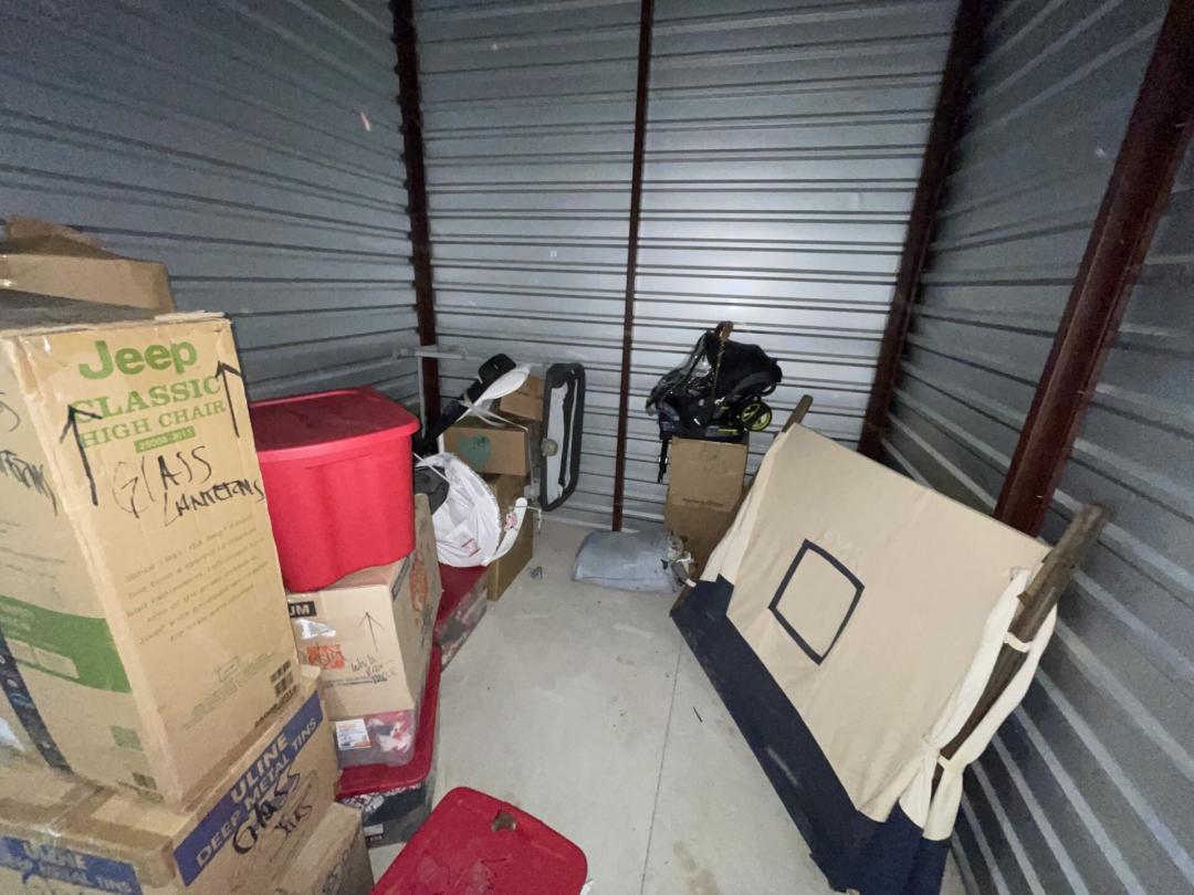 Storage Unit Auction in Pflugerville, TX at SpareBox Storage 0093 ends